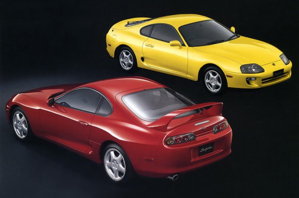 1993年5月に登場した後、平成12年度自動車排出ガス規制をクリアできず、惜しまれつつも2002年8月に生産終了。2001年に公開された映画『ワイルド・スピード』で主人公のブライアン・オコナーがスープラ・エアロトップ仕様に乗ったことで一気に有名になり中古市場でも高騰。現在、中古車流通台数は36台、中古車価格帯は240万～1080万円