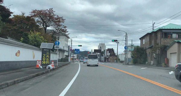 旅行時間表示サービスによってすべてのドライバーが有益な渋滞情報を得ることができる