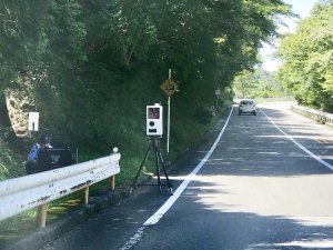 スマホがレーダー探知機代わりに!? 「オービス＆取り締まり」アプリは本当に使えるのか？