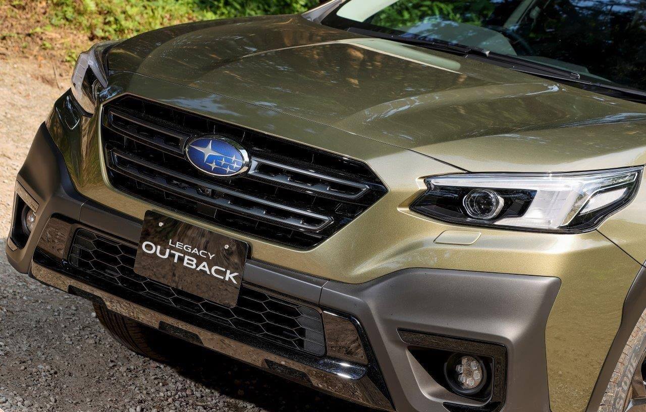 SUBARU OUTBACK スバル　アウトバック　フォグランプカバー