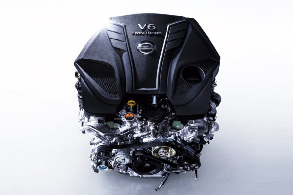 新型Z搭載のVR30DDTTエンジン。V6エンジンにツインターボを採用してレスポンスと出力を向上