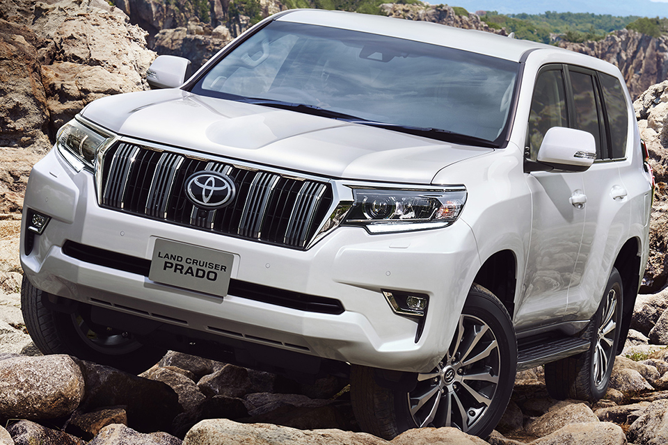 絶好調ランクル300とは違う魅力 超名車プラドの立ち位置 自動車情報誌 ベストカー