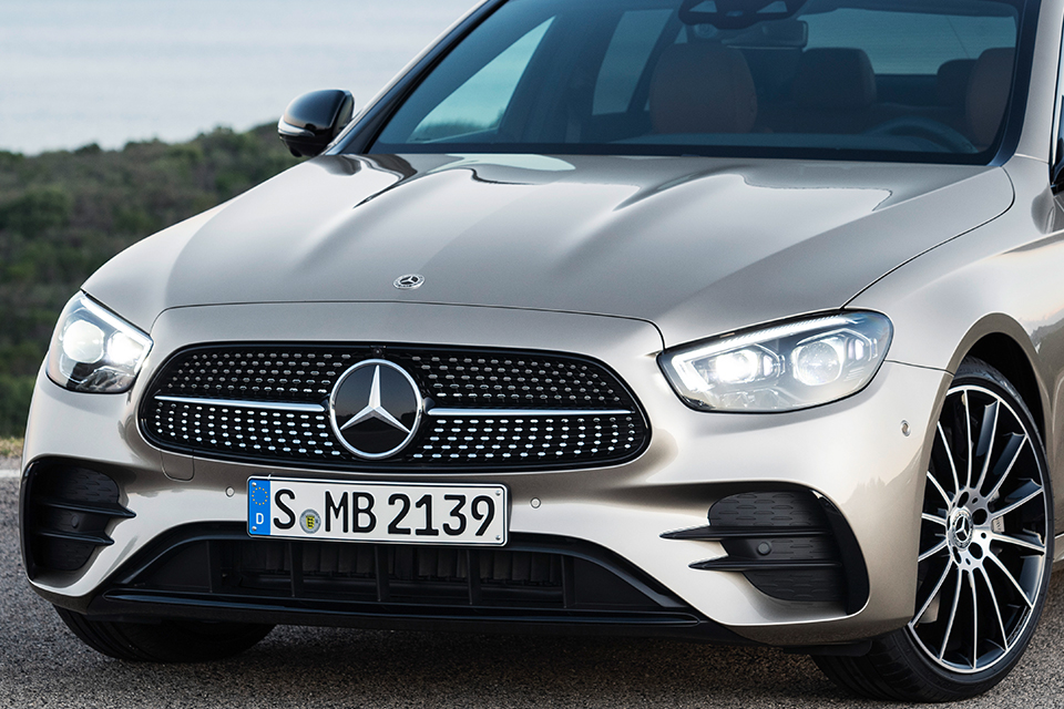 中古になると爆安 走行1000km以内の登録済輸入車はお得 自動車情報誌 ベストカー