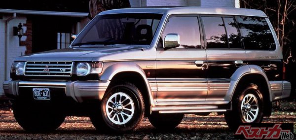 1991年に登場した2代目パジェロ。パリダカの優勝などで大人気となり、1980年代~1990年代のRVブームを牽引した