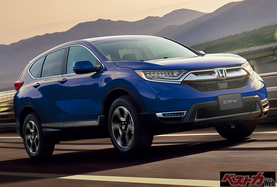 ホンダ CR-V。8月はRAV4が3825台、CR-Vは269台と大差となっている