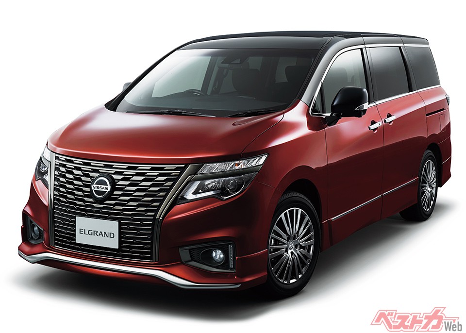 日産 エルグランド。現行型の登場は2010年なのですでに10年選手。ライバルのアルファードとの差は広がるばかりだ(写真はハイウェイスター)