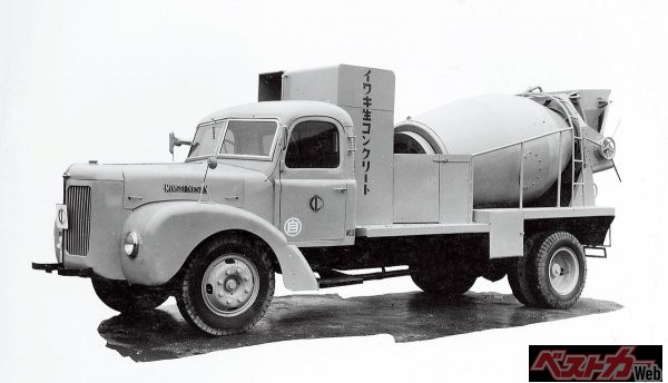 日本で初めてミキサー車を開発したのは スカイラインの父 桜井眞一郎である って本当 自動車情報誌 ベストカー 日本で初めてミキサー車を開発したのは スカイラインの父 桜井眞一郎である って本当 自動車情報誌 ベストカー