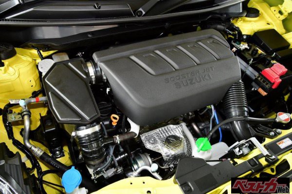 現行ZC33S型に搭載されるK14C型の1.4L直列4気筒ターボエンジン。最大トルク23.4kgm/2500-3500rpmと低回転からグイグイ加速する