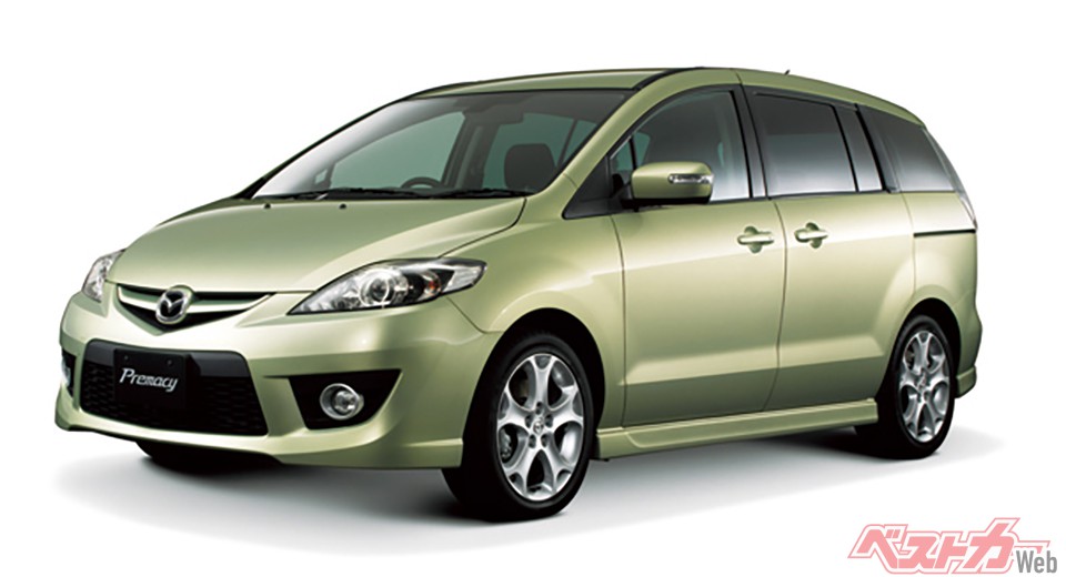 第7位:2代目プレマシー(2005年)。適度な車高とサイズでスライドドアを持ち、走りも軽快。これほど万能なミニバンはない
