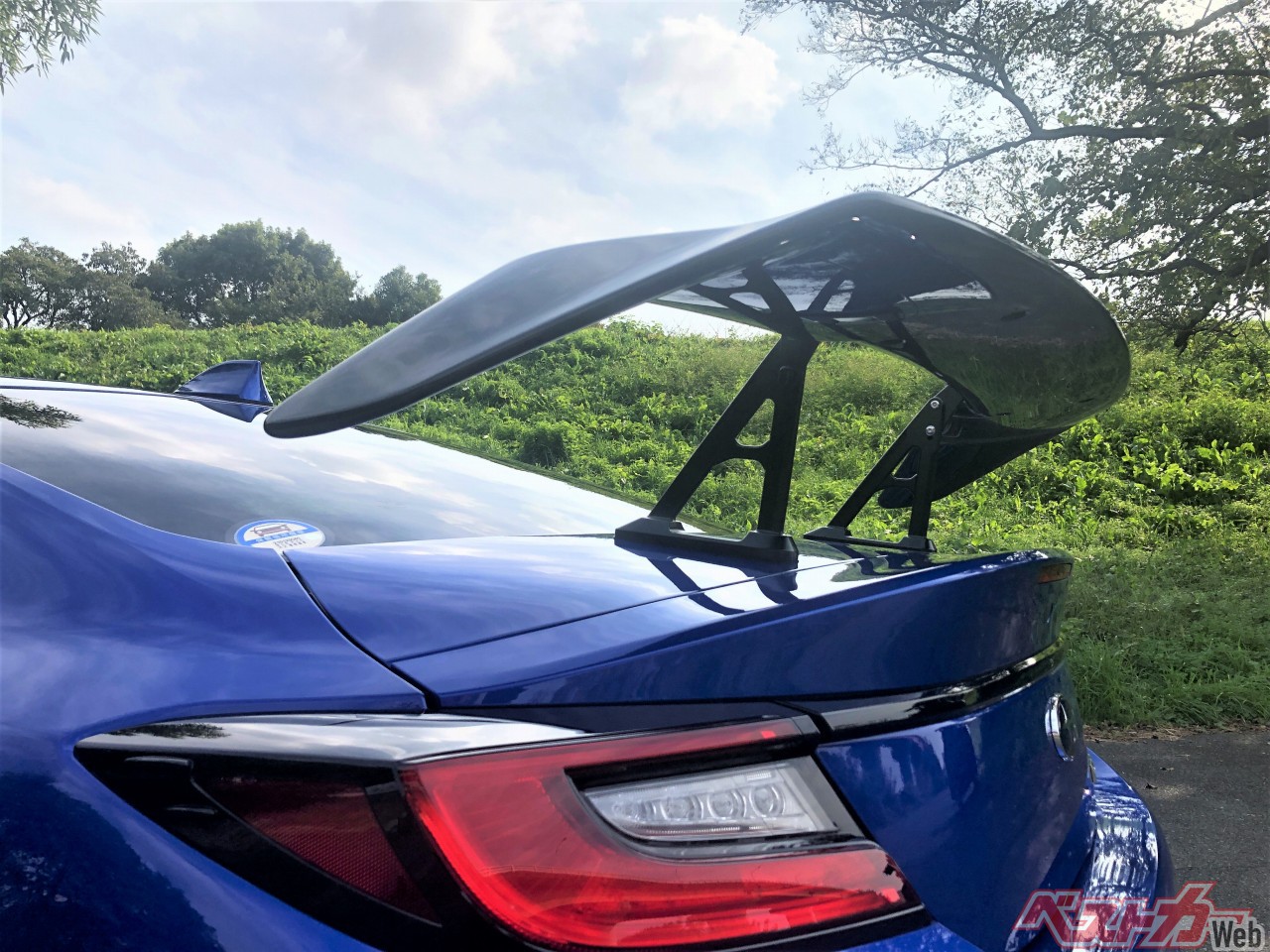 絶滅寸前からセレブの証に 実は日本が リアウイング王国 である理由 自動車情報誌 ベストカー 絶滅寸前からセレブの証に 実は日本が リアウイング王国 である理由 自動車情報誌 ベストカー