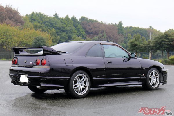 決して声高にGT-Rであることを主張していないことに改めて気づかされる。しかし、スカイラインの頂点である特別なクルマであることは隠しきれない