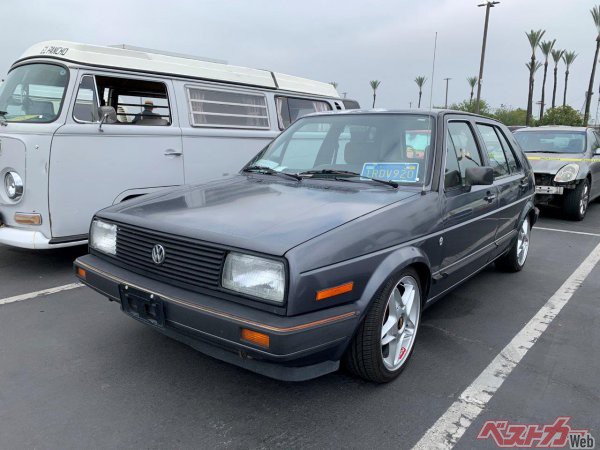 ジェッタ顔ゴルフIIもヤングタイマーとしてイベントに参加。もう30年も経つのだから貴重なVWだ