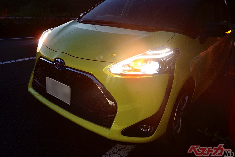 ヘッドライトの切り替えはつい見落としがち