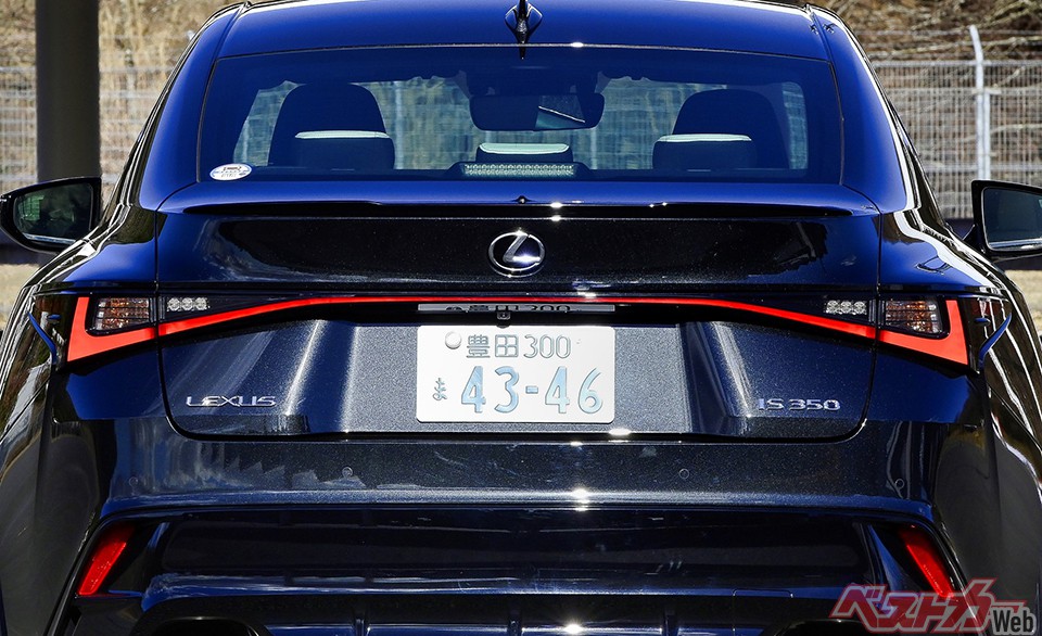 レクサスIS