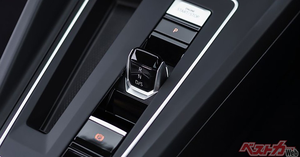 レンタカーや友人の車など、自分の愛車以外の運転に戸惑うおそれも