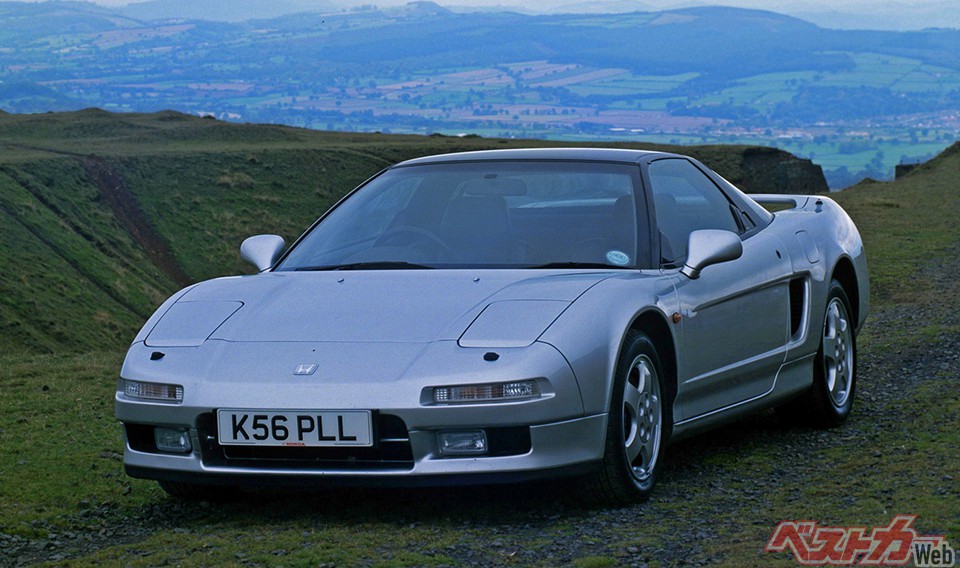ホンダ初代NSX(1989年) アイルトン・セナが開発に参加するという鳴り物入りで世界が注目した