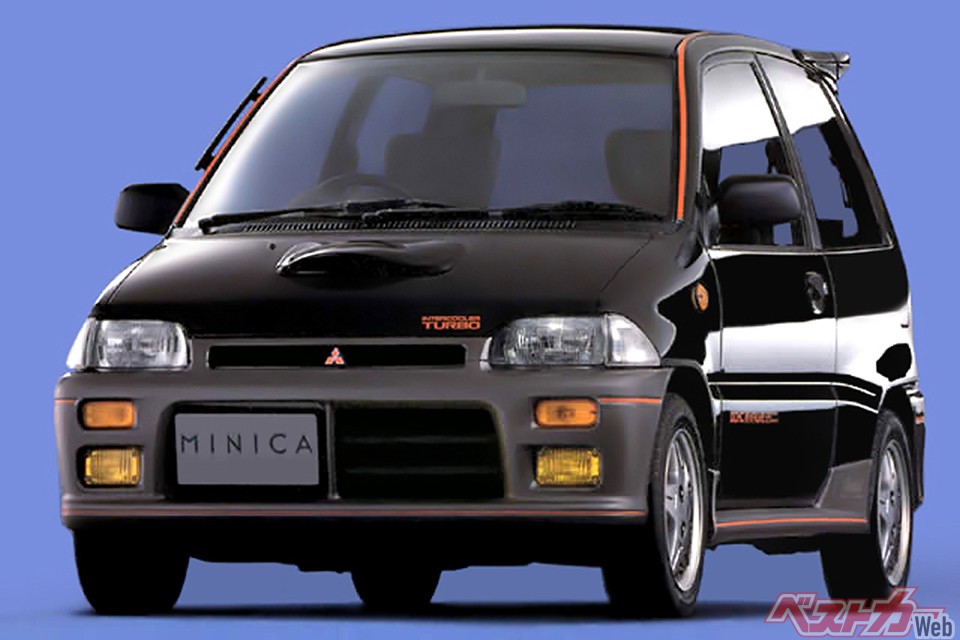 三菱 ミニカ ダンガンZZ 世界初の5バルブ・インタークーラー付き3気筒DOHCターボは548ccながら64psをマーク。中古車は超希少だが、60万円前後で流通中