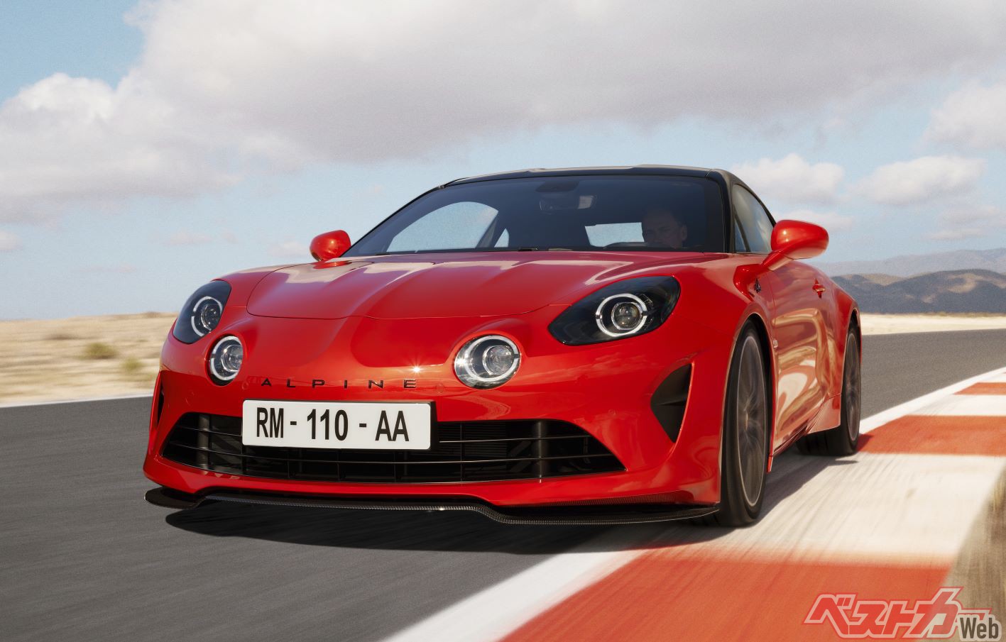 進化したアルピーヌa110は最強スペックとなる S と Gt が登場 自動車情報誌 ベストカー 進化したアルピーヌa110は最強スペックとなる S と Gt が登場 自動車情報誌 ベストカー