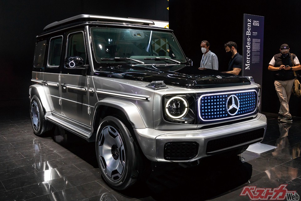 ミュンヘンはBMWのお膝元であるが、ショーの主役はメルセデスという印象だった。写真はGクラスベースのBEVを示唆したコンセプトカーのEQG。2024年発売と言われている