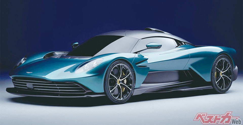 11月1日に日本初公開されたアストンマーティンヴァルハラのプロトタイプはV8、4LツインターボのPHEVでLFAIIも同じとなりそう。ヴァルハラのシステム出力は950psと発表されている