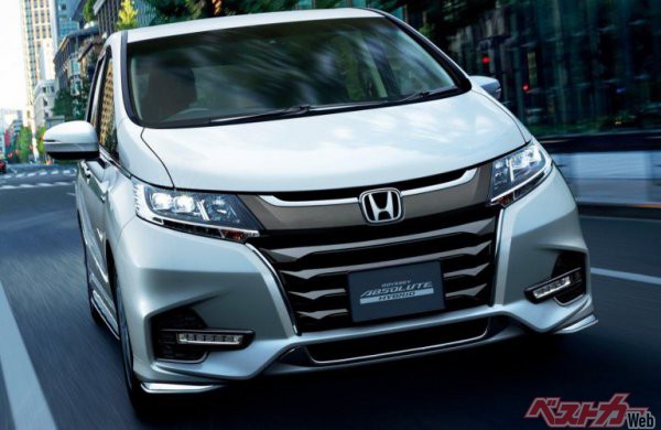 オデッセイ整形前