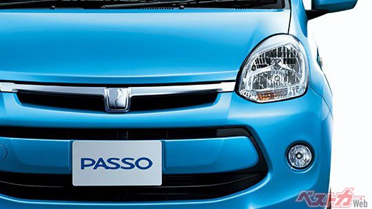 軽との板挟みで販売半減!? 「最小プチトヨタ」パッソ 6年目の正直と