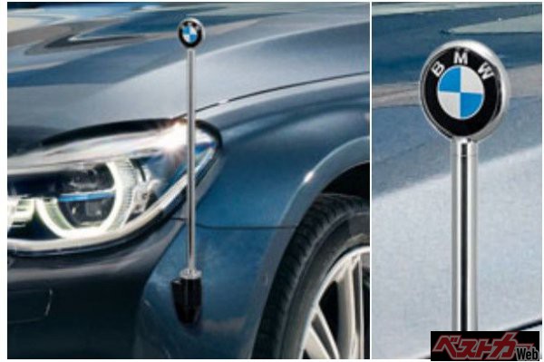 BMW7シリーズ。BMWはセダンを中心にモデル展開した経緯もあって、7シリーズにもラインコントロール(コーナーポールの呼び名)を設定している