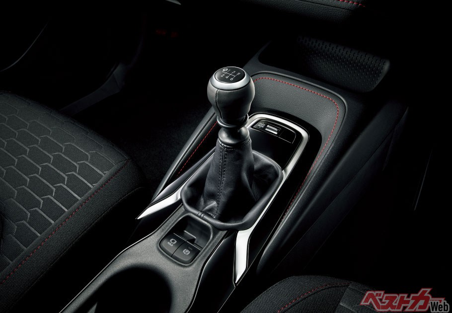 MTをスムーズに走らせるには少しテクニックが必要なのだが、このi-MTは誰でもスムーズに運転できる画期的システムだ