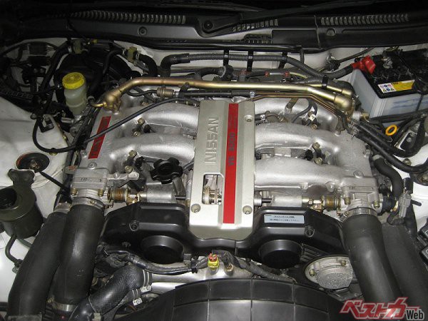 280psのメーカー自主規制のきっかけとなった、VG30DETTエンジン。アメリカのIMSAシリーズレースで大活躍したパワーユニットである