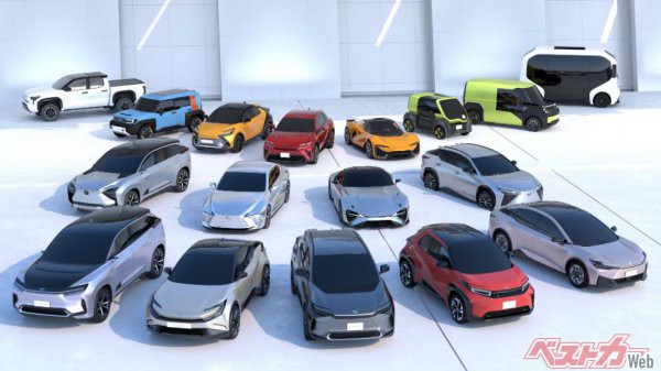 公開時に報道陣からどよめきが湧いた15車種の世界初公開の新型EV（画像は公開済の「bZ4X」と「e-Palette」を含む17台）。ピックアップトラックやシティコミューター、2人乗りスポーツカーなども見える