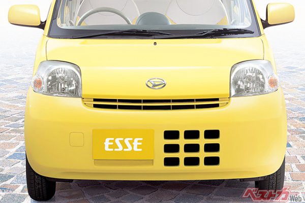 現代の Ae86 か カスタム好きに今なお愛されるダイハツ エッセ5つの魅力 自動車情報誌 ベストカー 現代の Ae86 か カスタム好きに今なお愛されるダイハツ エッセ5つの魅力 自動車情報誌 ベストカー