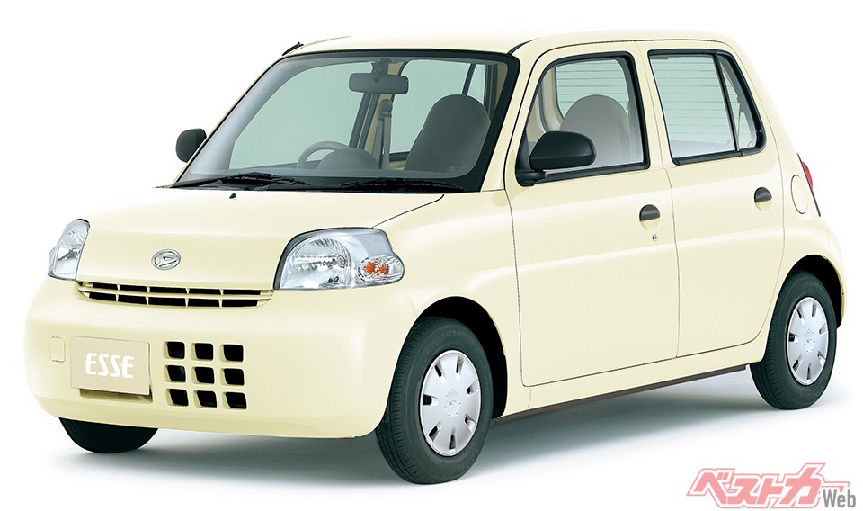 現代の Ae86 か カスタム好きに今なお愛されるダイハツ エッセ5つの魅力 自動車情報誌 ベストカー 現代の Ae86 か カスタム好きに今なお愛されるダイハツ エッセ5つの魅力 自動車情報誌 ベストカー