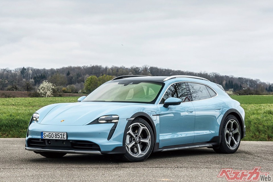 ポルシェ タイカン クロスツーリスモ(日本未発売)