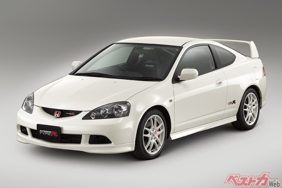 インテグラタイプRの初代や2代目、それに歴代のシビックタイプRも中古車は値上がり傾向