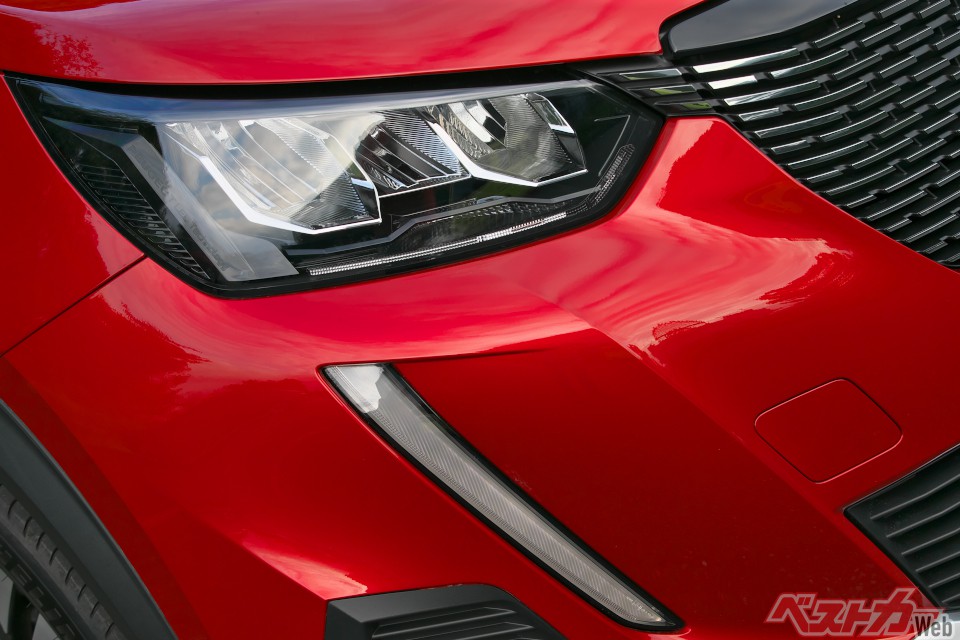 日本の道に合う 狭い駐車場でも乗れるカッコいいsuv 9選 自動車情報誌 ベストカー 日本の道に合う 狭い駐車場でも乗れるカッコいいsuv 9選 自動車情報誌 ベストカー