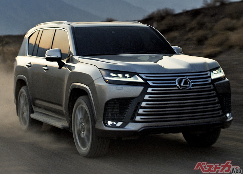 ランクル300がベースとなる新型LXだが、インテリアの仕立てはラグジュアリー