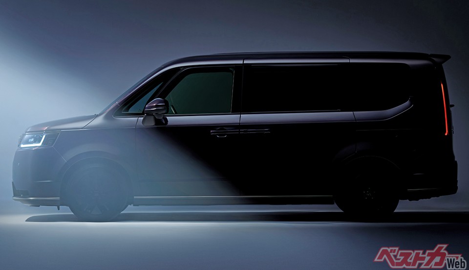 スクエアながらエッジが丸みを帯びた新デザインテイストに注目!(画像はティザーサイト発表時のもの)