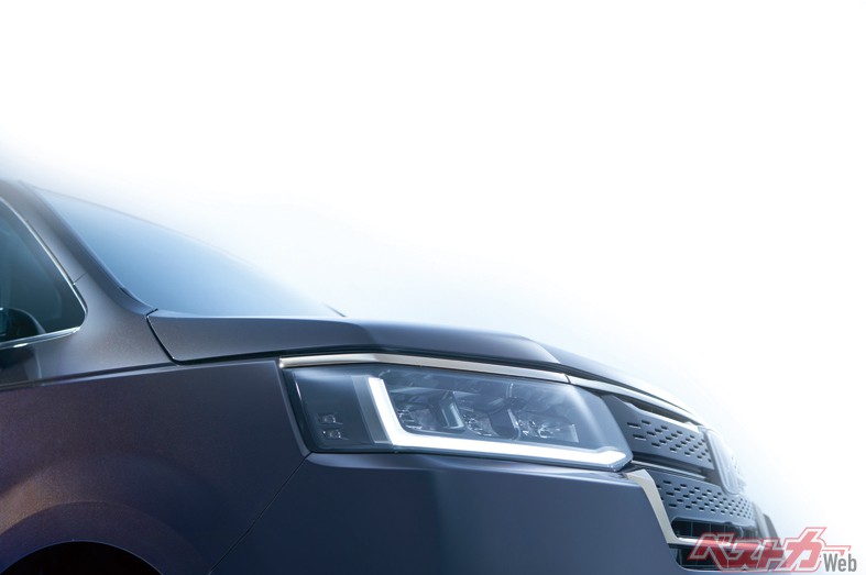 ホンダ ステップワゴン。ヘッドランプのアップ画像を見る限り端正な顔に仕上げられていると予想。内部デザインがキモ(画像はティザーサイト発表時のもの)