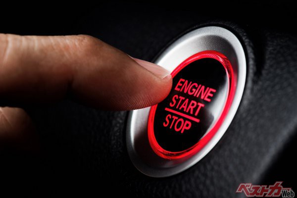 エンジン始動スイッチも左右バラバラ 車の操作系が統一されない納得の事情 自動車情報誌 ベストカー エンジン始動スイッチも左右バラバラ 車の操作系が統一されない納得の事情 自動車情報誌 ベストカー