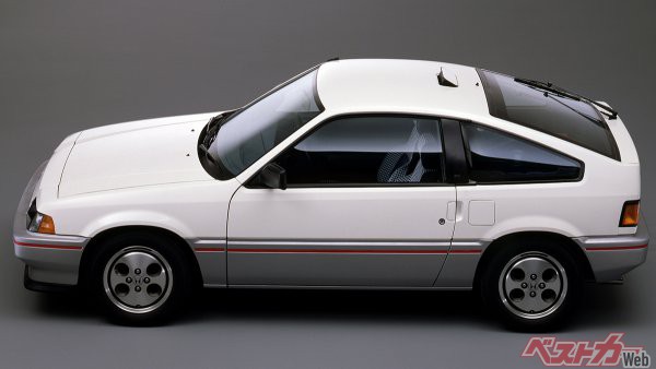 ルーフベンチレーションって何 消えた 生き残った日本車の世界初の装備5選 自動車情報誌 ベストカー ルーフベンチレーションって何 消えた 生き残った日本車の世界初の装備5選 自動車情報誌 ベストカー