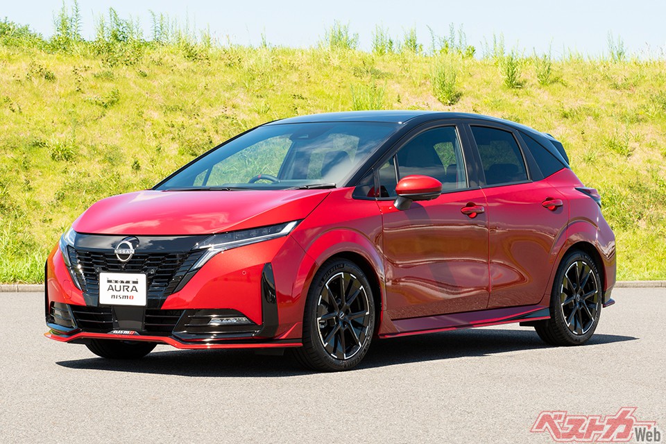 画像ギャラリー 高級感 お得感のある ほぼ5ナンバー の3ナンバープレミアムコンパクト 日産 ノートオーラを見る 自動車情報誌 ベストカー