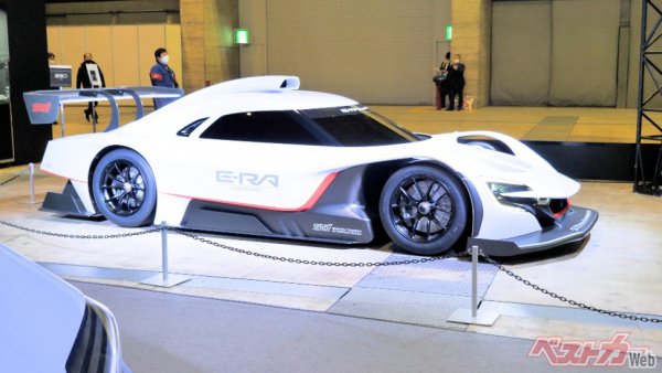 近未来モータースポーツEVコンセプト「STI E-RA CONCEPT」。2022年に国内で走行実験を重ねた後、2023年以降にニュルでラップタイム400秒の記録に挑戦する模様