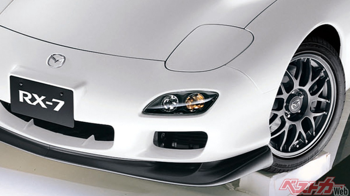 エンジンオーバーホール代は200万円!? 超人気のFD3S型RX-7の修理代&維持費とは