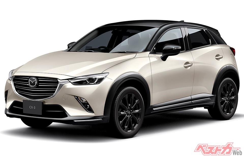 マツダ CX-3。見た目のスタイリッシュさと内装の質感であれば、同クラスでは敵なしのマツダCX-3。頭金50万円の60回残価設定ローンを組むと月2万202円とほぼ2万円だ(画像は特別仕様車「Super Edgy (スーパー エッジー)」)