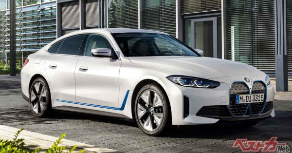 BMW iの最新モデルとなる「i4」は、BMW EV初となる4ドアクーペだ。