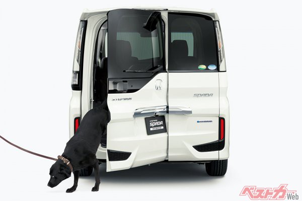 新型ステップワゴンでは廃止 ホンダの飛び道具 わくわくゲート は実は人気があったのか 自動車情報誌 ベストカー 新型ステップワゴンでは廃止 ホンダの飛び道具 わくわくゲート は実は人気があったのか 自動車情報誌 ベストカー