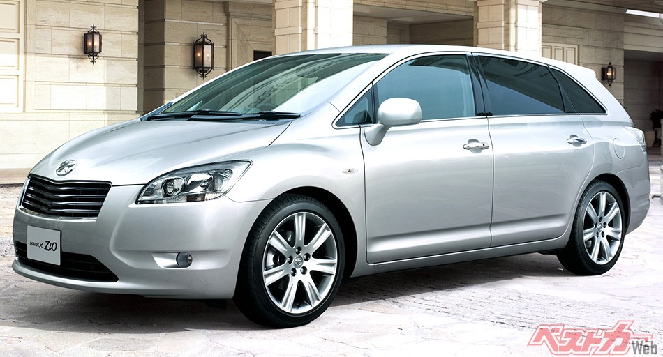 オデッセイの対抗馬として登場したトヨタマークXジオ。「大人のための上質な空間」と広い荷室を確保したものの、デザインの悪さと時代が合わず2013年12月に販売終了