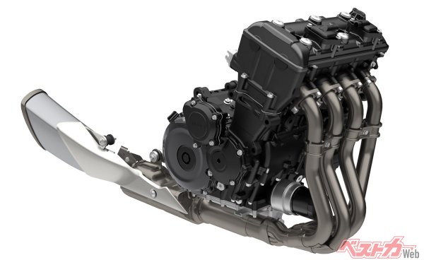 GSX-S譲りのエンジンはエアクリボックスやカムプロフィールを最適化。従来型からクラッチレバー操作力を20％低減するアシストシステムも採用した