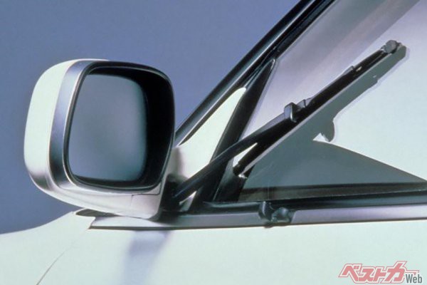 日本車だけのオンリーワン装備 ほんとにこんなのありな唯一の装備7選 自動車情報誌 ベストカー 日本車だけのオンリーワン装備 ほんとにこんなのありな唯一の装備7選 自動車情報誌 ベストカー