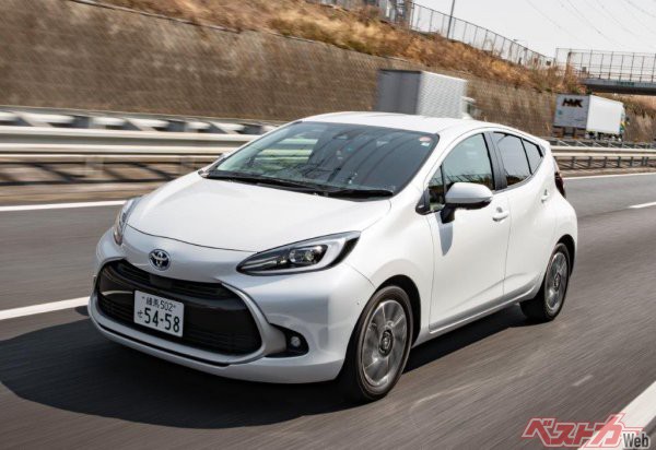 アクア 新型アルトなど注目車4台を徹底テスト モード燃費25km Lオーバー車の走りの実力と実燃費 自動車情報誌 ベストカー アクア 新型アルトなど注目車4台を徹底テスト モード燃費25km Lオーバー車の走りの実力と実燃費 自動車情報誌 ベストカー